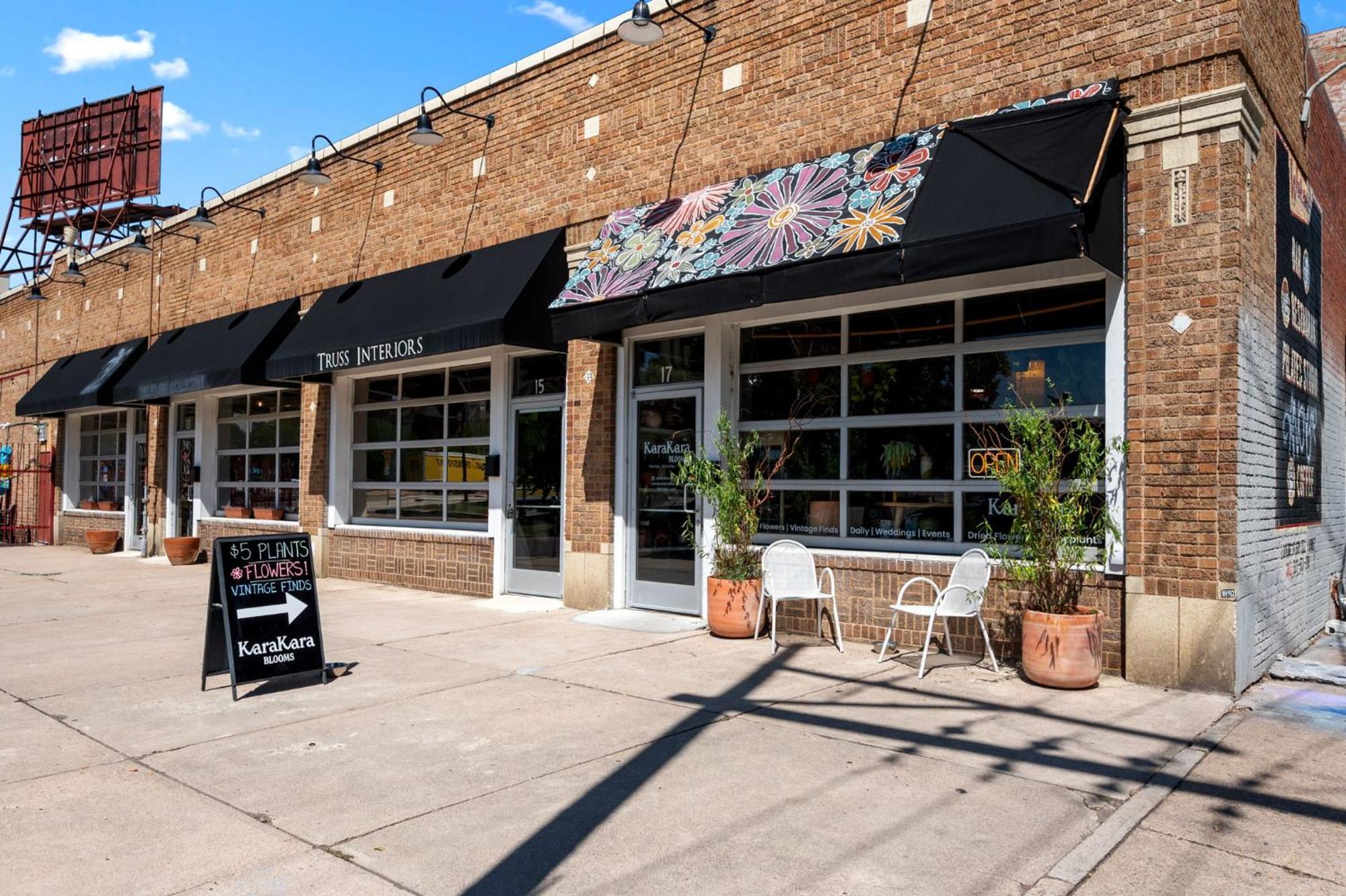 Downtown Off Broadway Nightlife Nearby Parking Apartment Denver